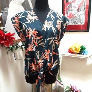 SIENNA SKY TIE ON BLOUSE